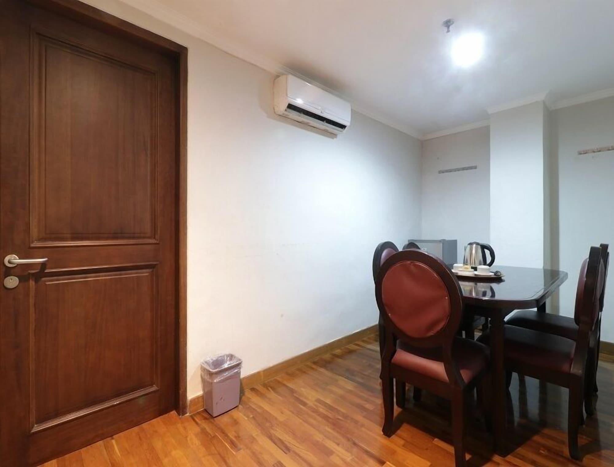 P Hotel Jakarta Eksteriør billede